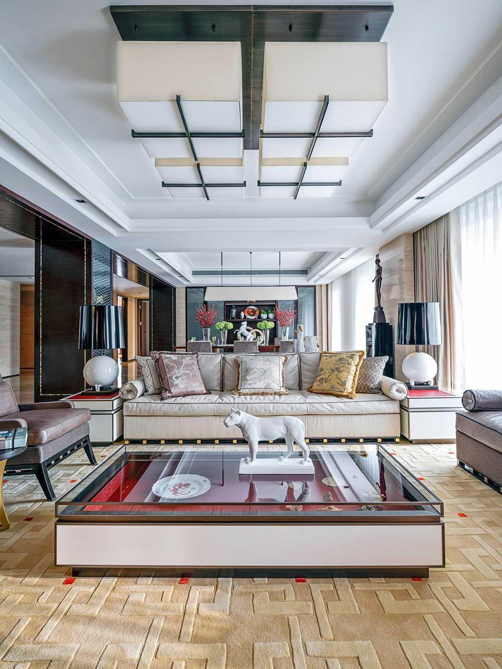 1 (5).jpg