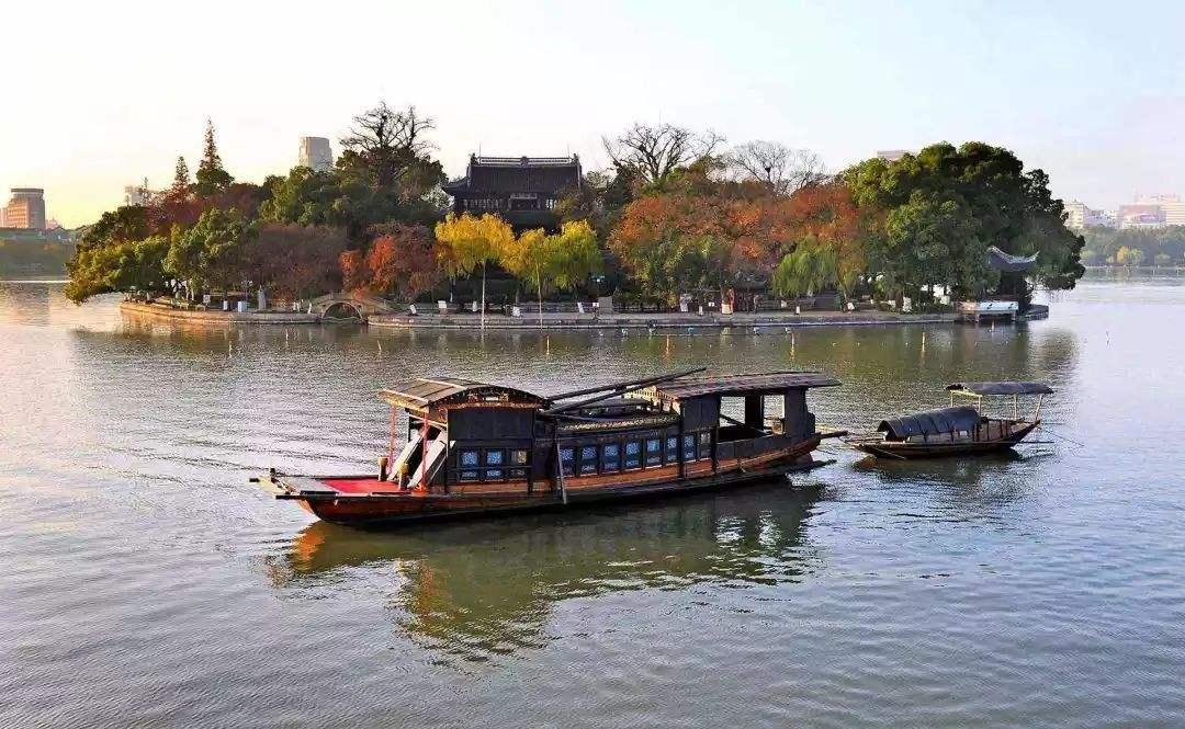 南湖红船.jpeg